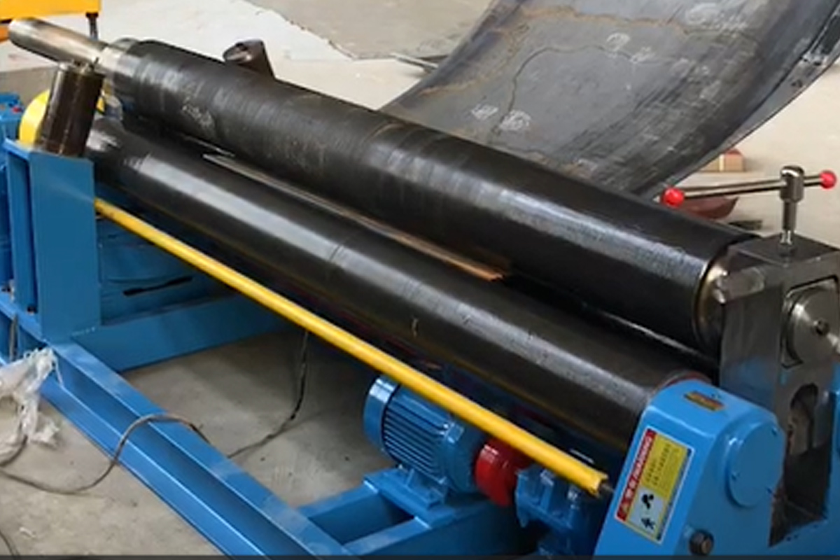 Seven requirements for operating plate rolling machine